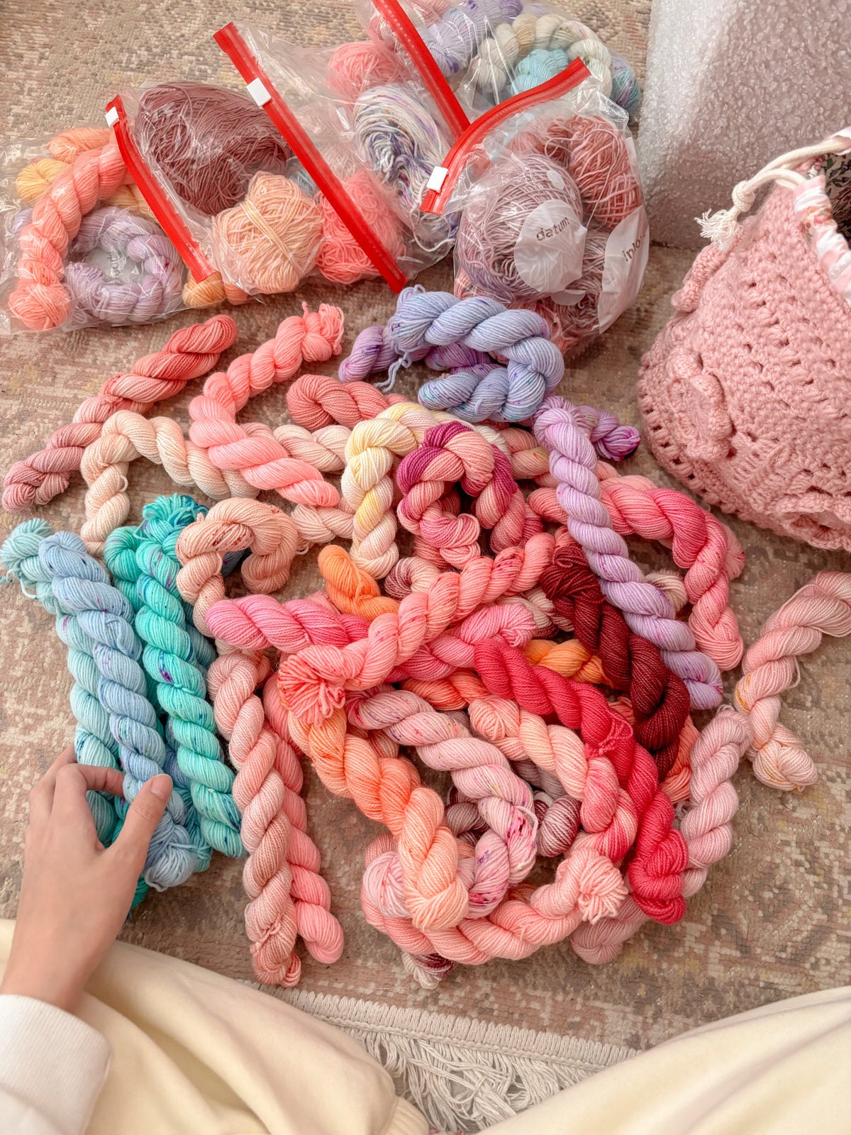Free Notion Yarn Stash Template
