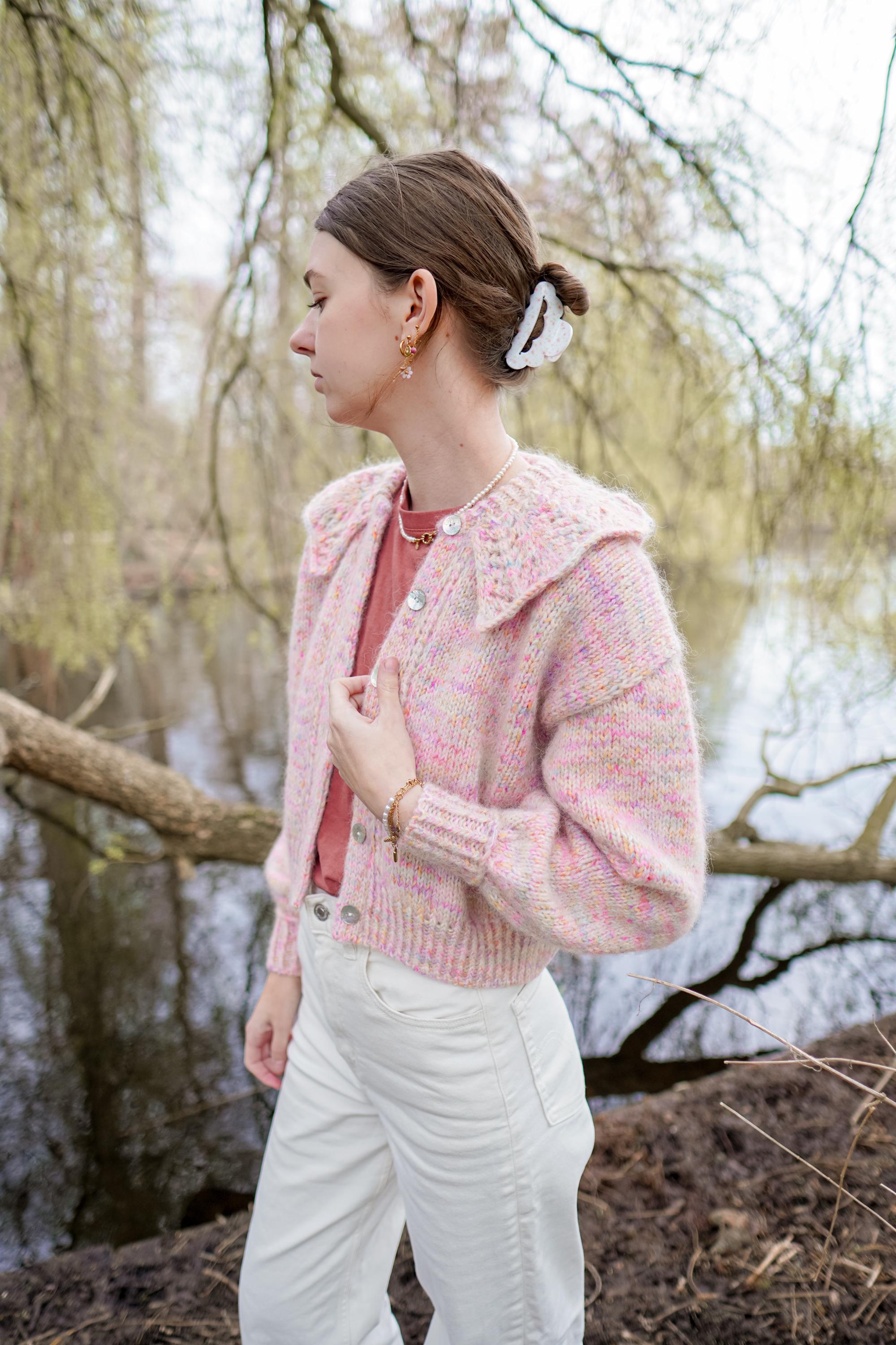 Clara Collar Cardigan | Knitting Pattern