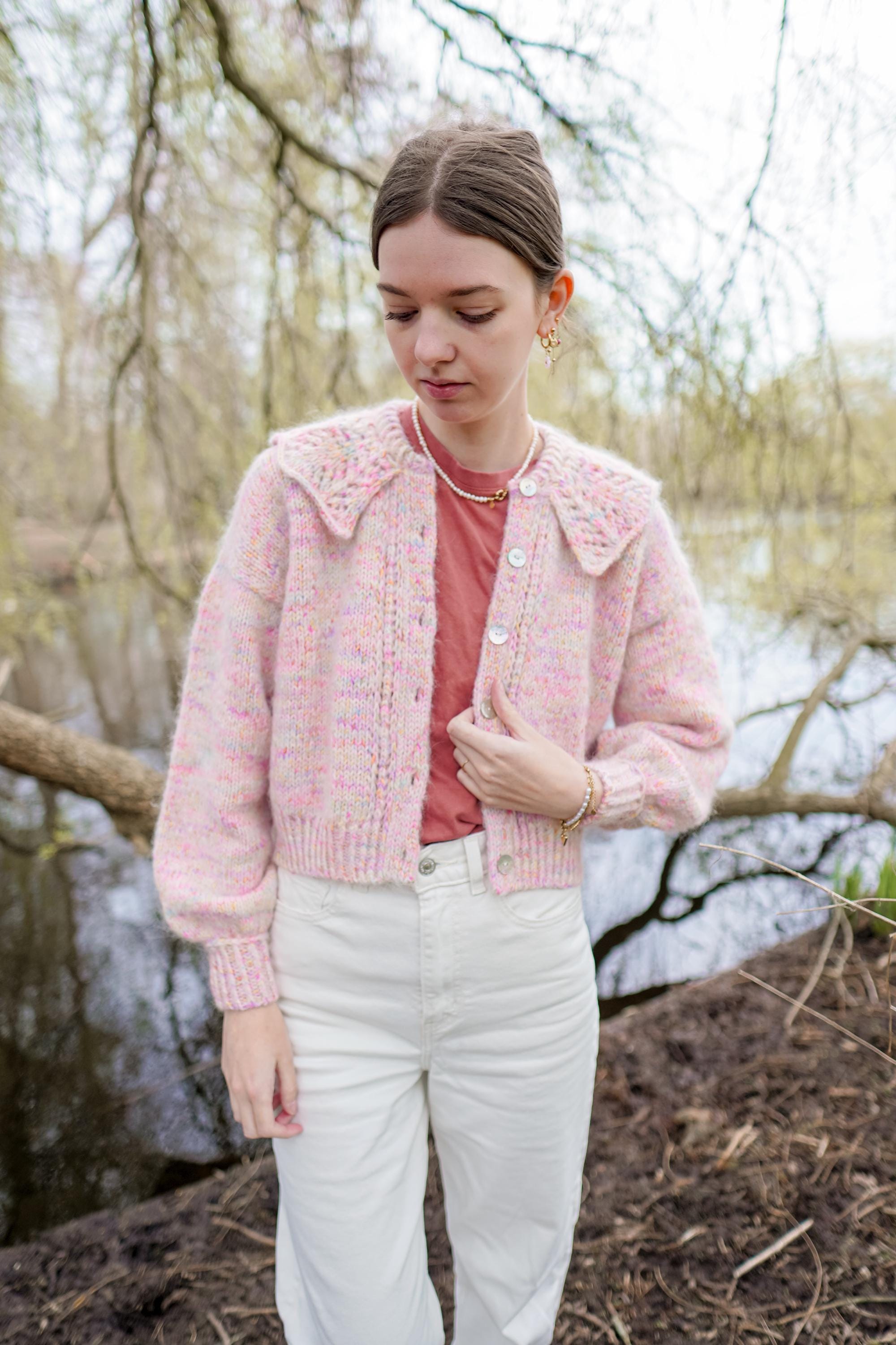 Clara Collar Cardigan | Knitting Pattern