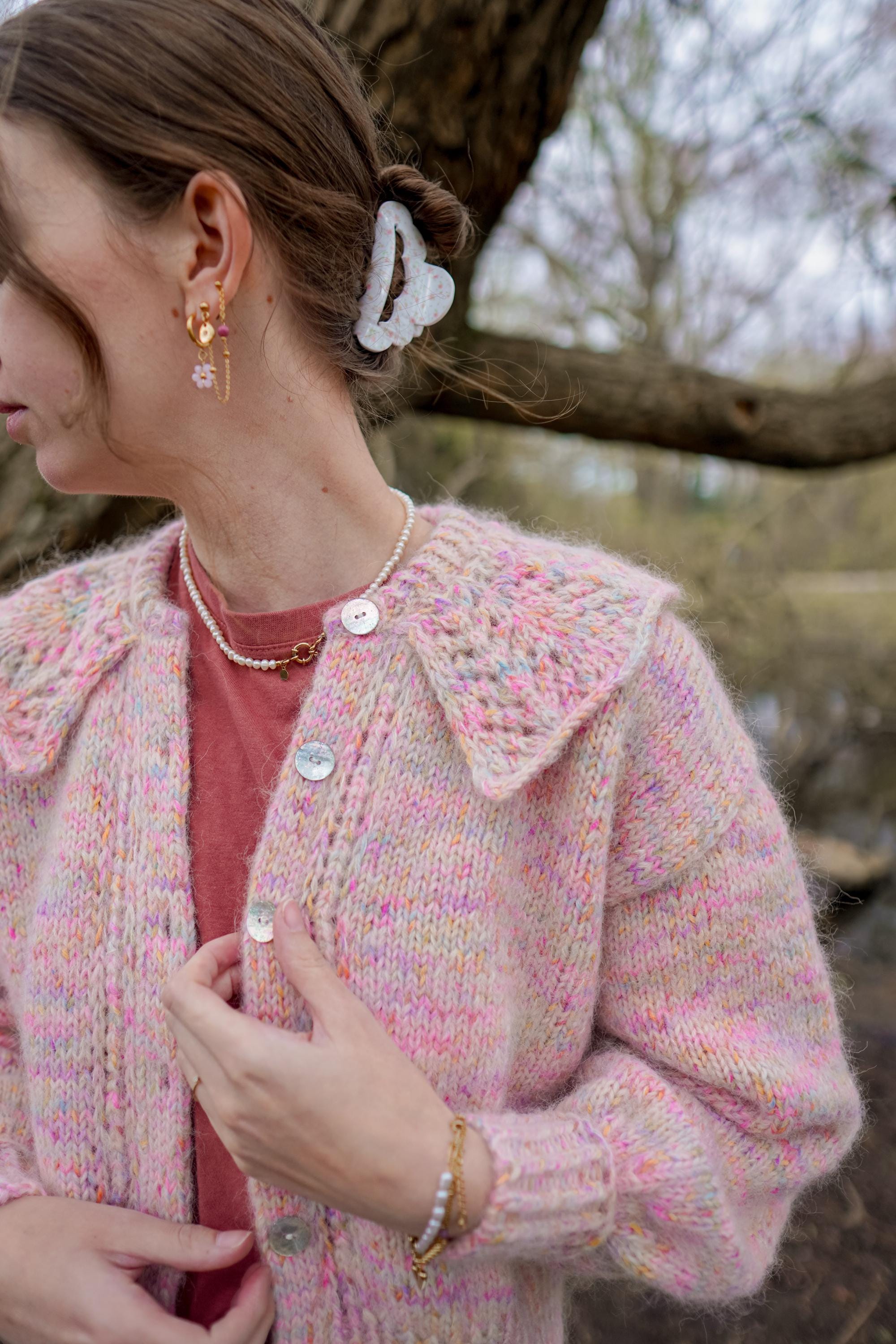 Clara Collar Cardigan | Knitting Pattern
