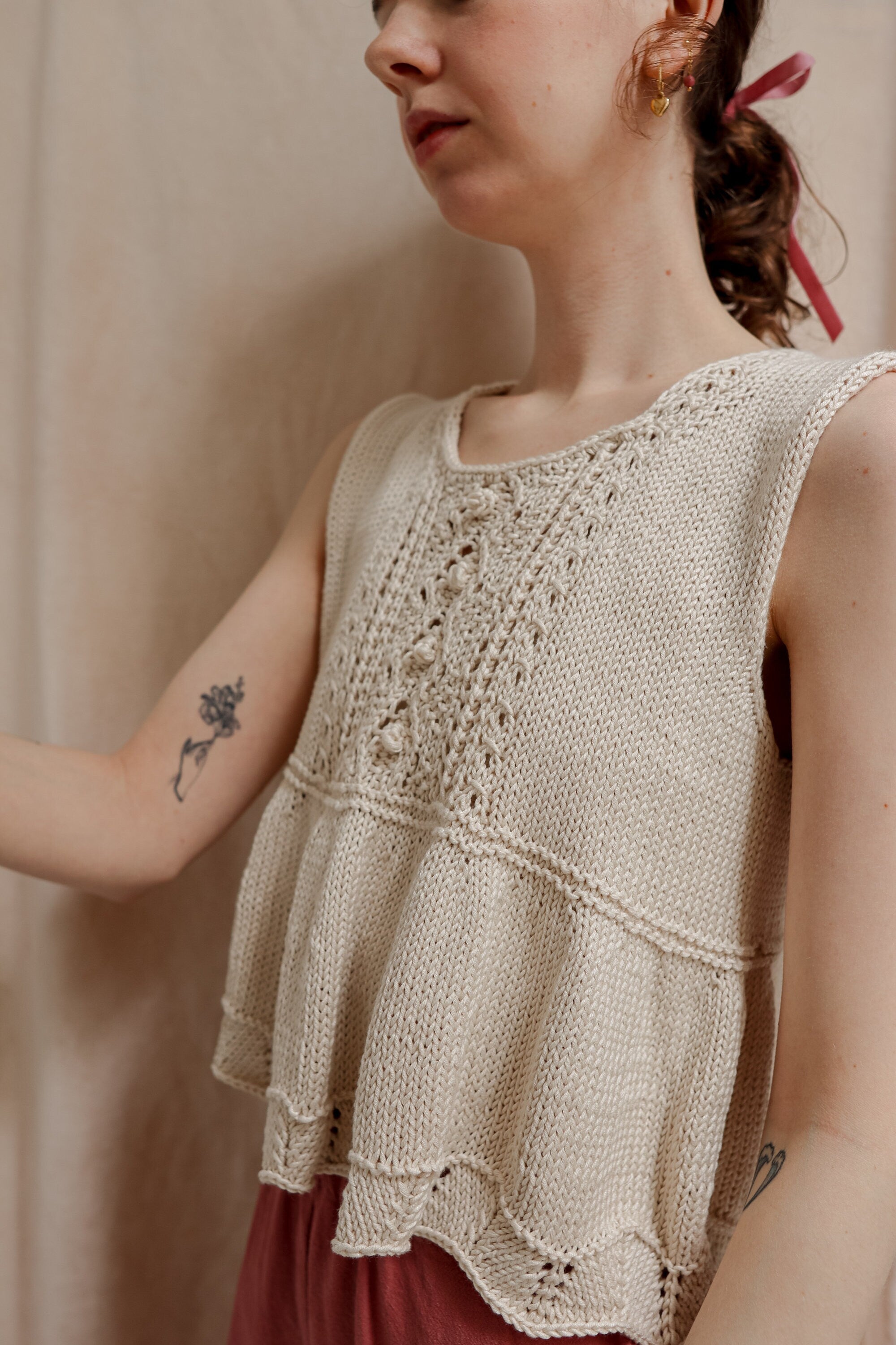 Rose Ruffle Top | Knitting Pattern |