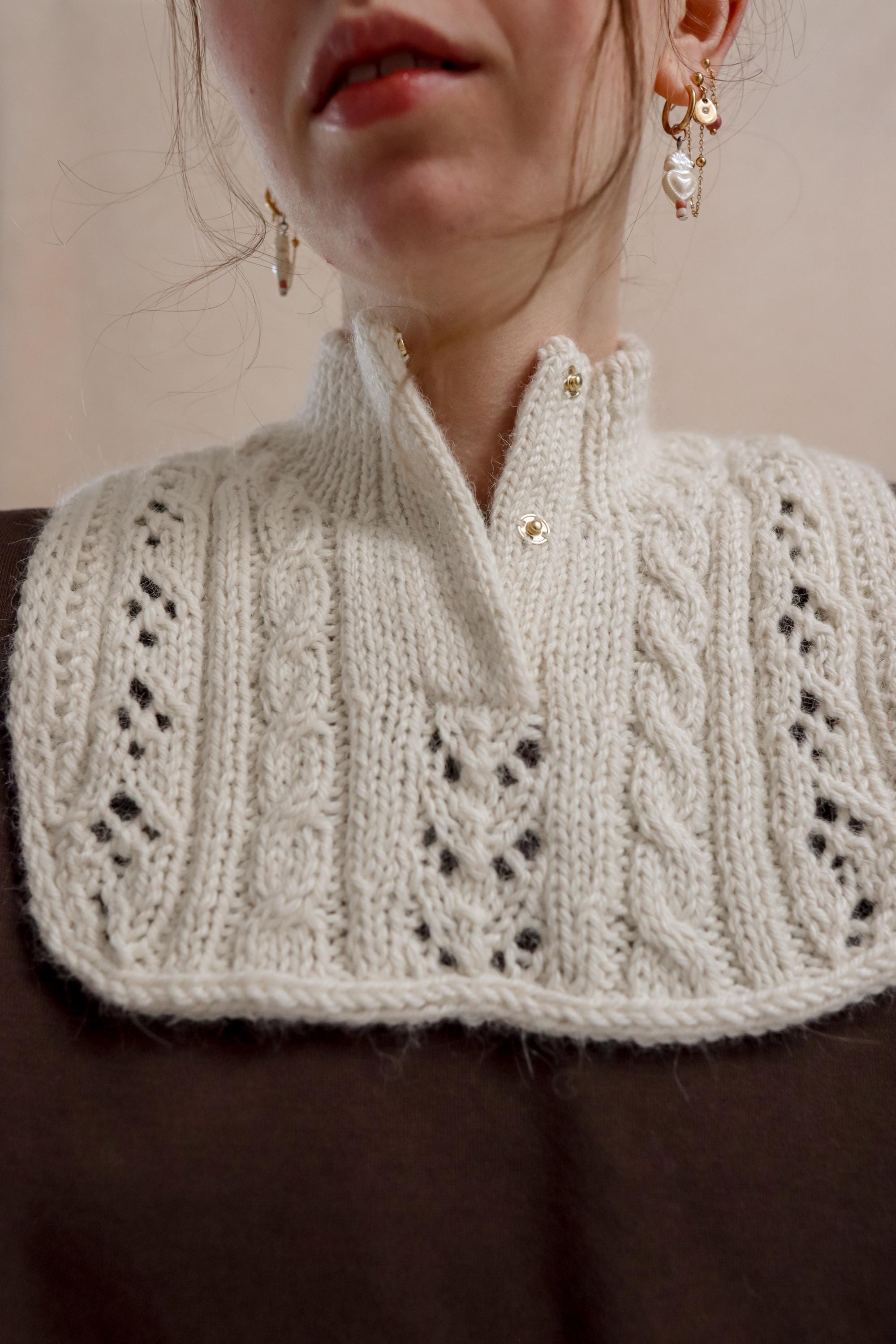 Fiona Flower Collar | Knitting Pattern