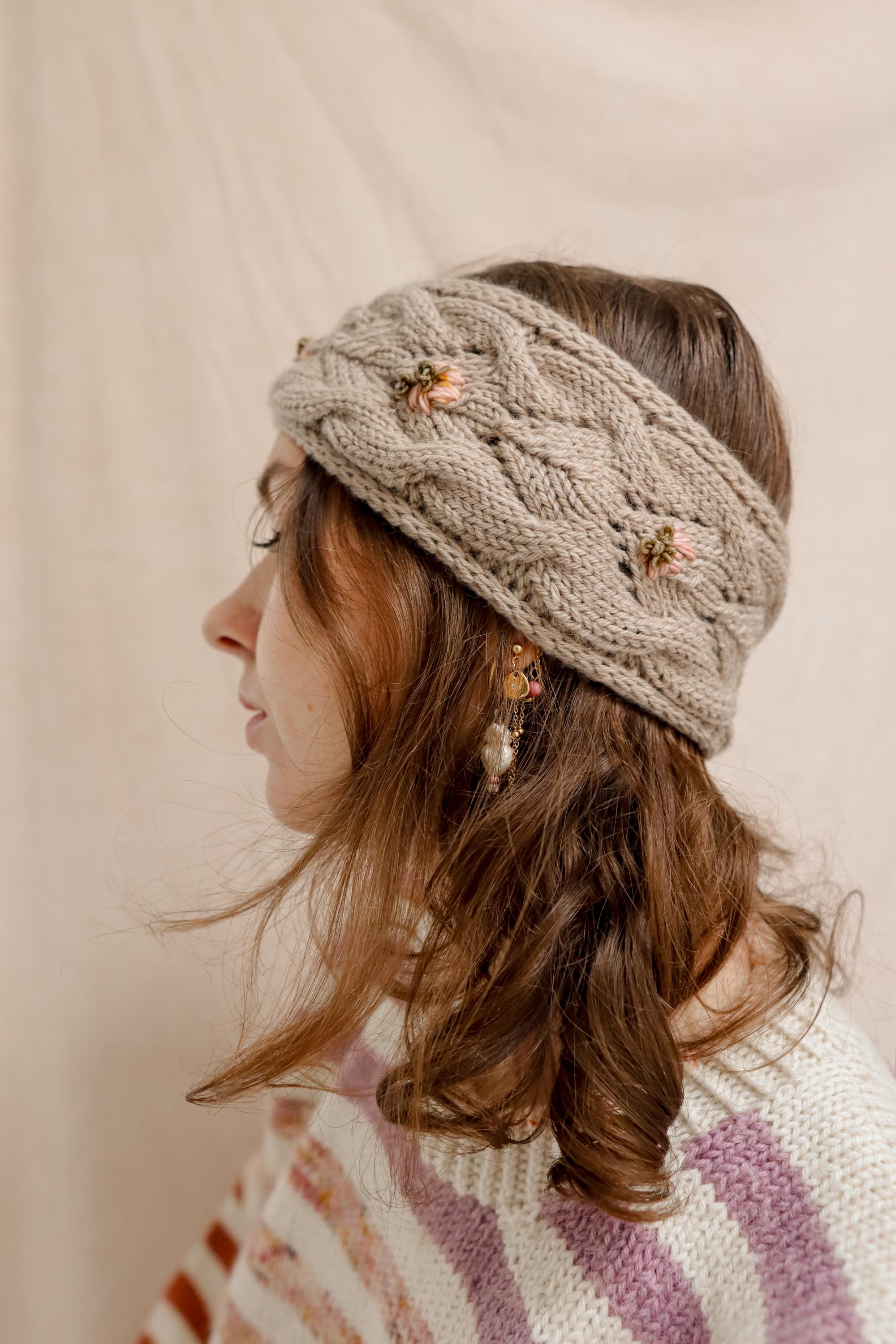 Fiona Flower Headband | Knitting Pattern