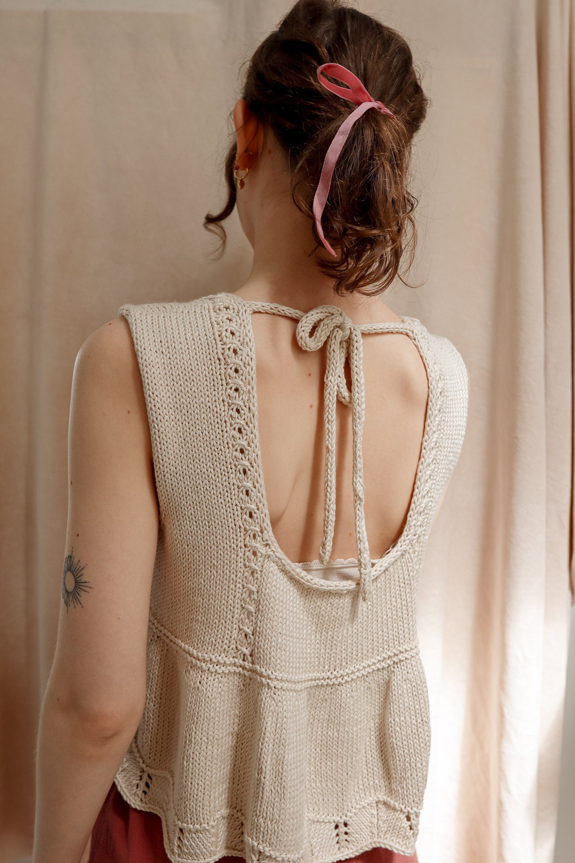 Rose Ruffle Top | Knitting Pattern |