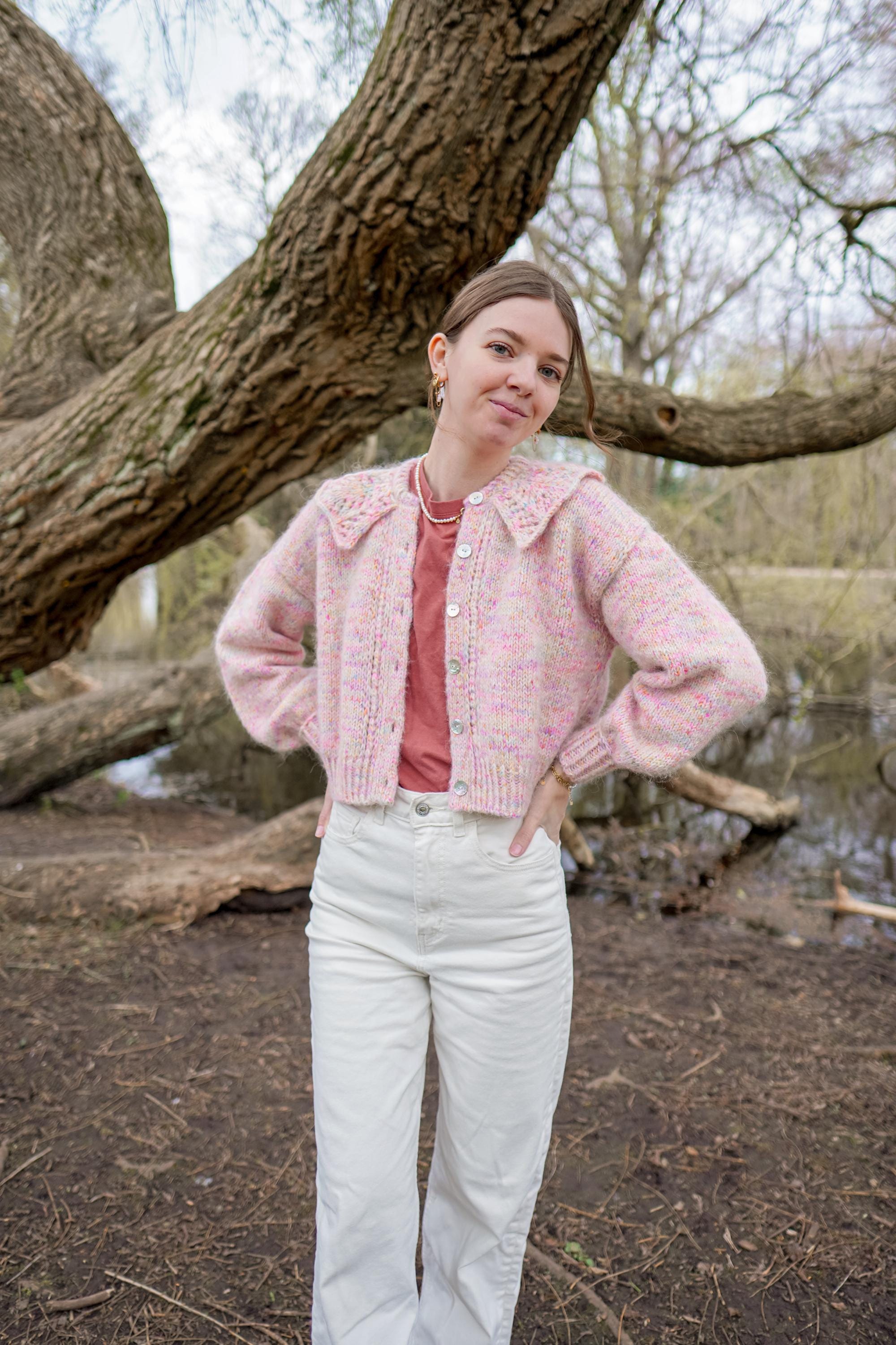Clara Collar Cardigan | Knitting Pattern